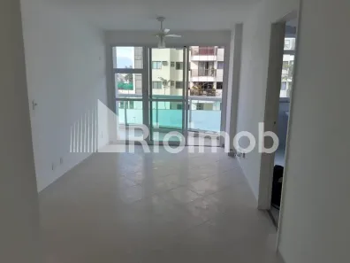 Apartamento com 2 Quartos para alugar, 69m² no Recreio dos Bandeirantes, Rio de Janeiro