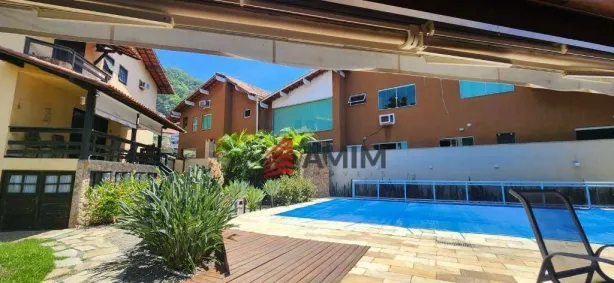 Casa de Condomínio com 4 Quartos à venda, 600m² no Piratininga, Niterói
