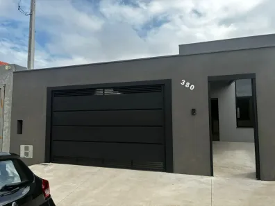 Casa com 3 Quartos à venda, 250m² no Lívia, Botucatu
