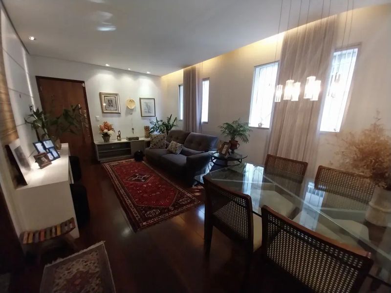 Apartamento com 4 quartos — Santo Antônio, Belo Horizonte
