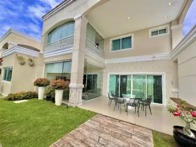 Casa com 4 Quartos à venda, 356m² no Papicu, Fortaleza