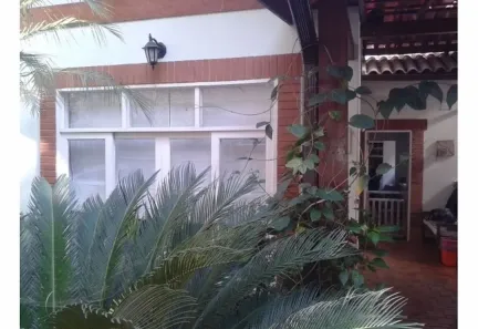 Casa de Condomínio com 4 Quartos à venda, 360m² no Santa Rosa, Niterói