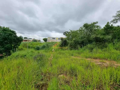 Lote/Terreno à venda, 377m² no Jardim Candidés, Divinópolis