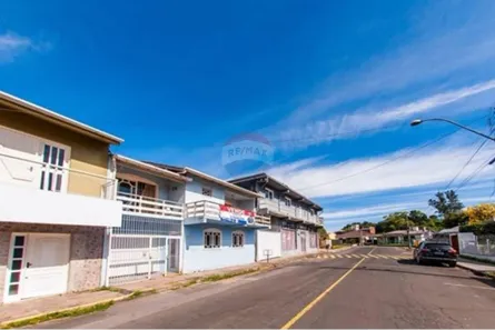 Sobrado com 3 Quartos à venda, 110m² no Ferroviário, Montenegro