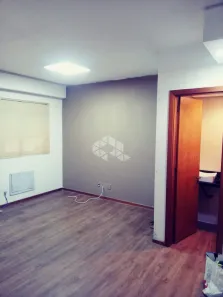 Sala Comercial à venda, 30m² no Menino Deus, Porto Alegre