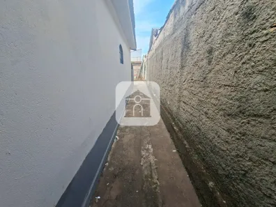Casa com 1 Quarto para alugar, 50m² no Tocantins, Uberlândia