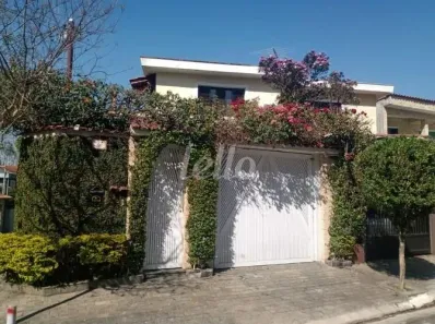 Casa com 3 Quartos à venda, 210m² no Vila Irmãos Arnoni, São Paulo
