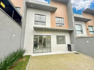 Sobrado com 2 Quartos à venda, 99m² no Boa Vista, Joinville
