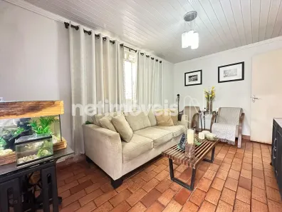 Casa com 2 Quartos à venda, 360m² no Dom Bosco, Belo Horizonte