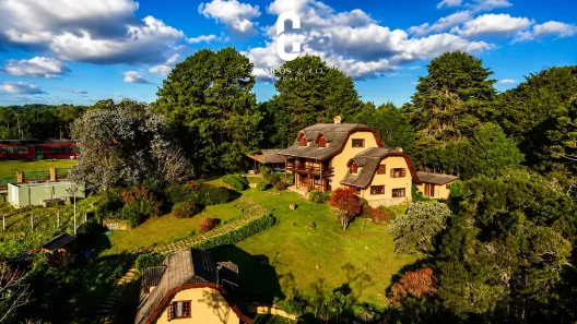 Casa com 4 Quartos à venda, 300m² no Parque Monte Rey, Campos do Jordão