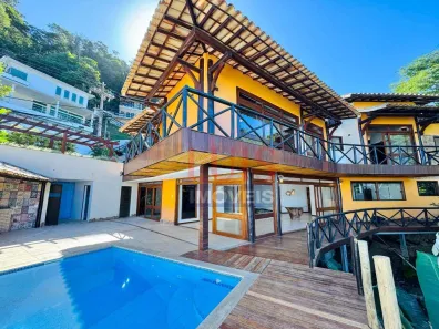Casa de Condomínio com 3 Quartos à venda, 284m² no Itaipu, Niterói