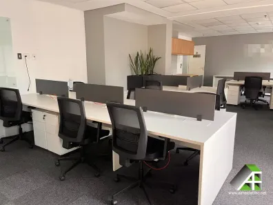Sala Comercial com 1 Quarto para alugar, 100m² no Vila Olímpia, São Paulo