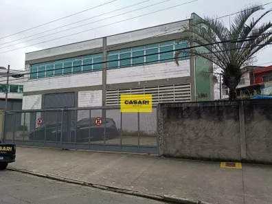 Galpão/Depósito/Armazém para alugar, 700m² no Vila Sacadura Cabral, Santo André