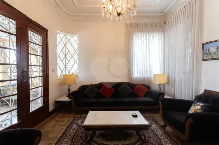 Sobrado com 3 Quartos à venda, 250m² no Sumaré, São Paulo
