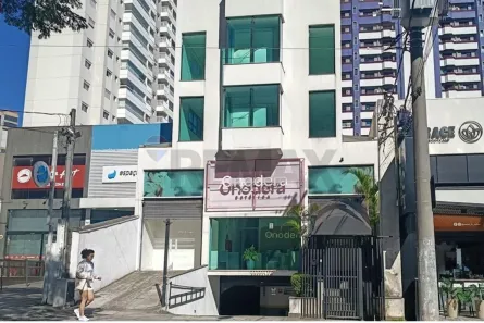 Prédio Comercial para alugar, 215m² no Campestre, Santo André