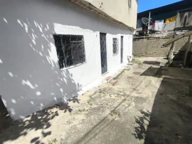 Casa com 1 Quarto para alugar, 70m² no Colubande, São Gonçalo