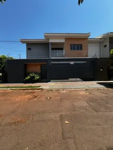 Sobrado com 2 Quartos à venda, 240m² no Vila Planalto, Campo Grande