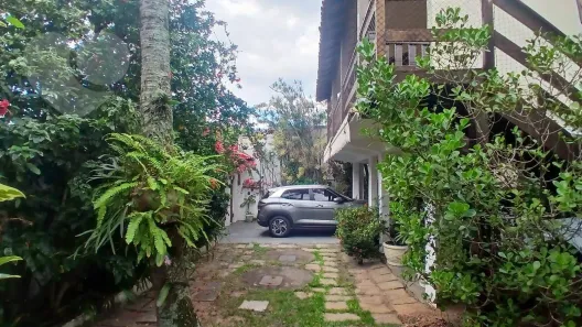 Casa com 4 Quartos à venda, 315m² no Piratininga, Niterói
