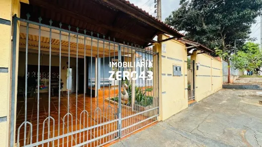 Casa com 4 Quartos à venda, 280m² no Vila Rodrigues, Londrina
