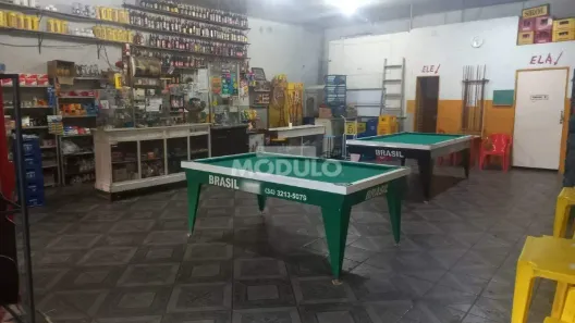 Imóvel Comercial com 3 Quartos à venda, 261m² no Osvaldo Rezende, Uberlândia