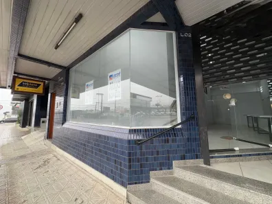 Sala Comercial para alugar, 137m² no Humaitá, Tubarão