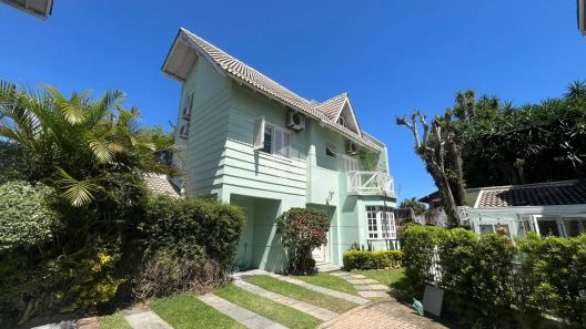 Casa de Condomínio com 4 Quartos à venda, 197m² no Guarujá, Porto Alegre