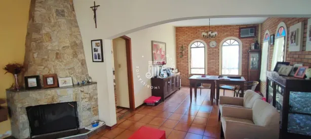 Casa com 3 Quartos à venda, 177m² no Santo Antônio, Jundiaí