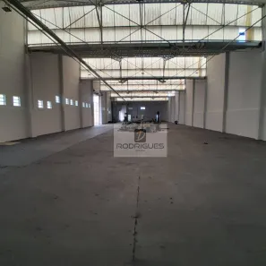 Galpão/Depósito/Armazém para alugar, 1800m² no Campanário, Diadema