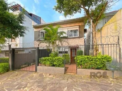 Casa com 4 Quartos à venda, 240m² no Nonoai, Porto Alegre