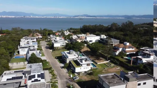 Lote/Terreno à venda, 762m² no Cacupé, Florianópolis