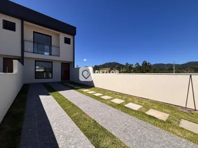 Sobrado com 2 Quartos à venda, 85m² no Areias do Meio, Governador Celso Ramos