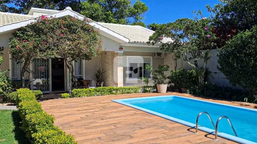 Casa com 3 Quartos à venda, 100m² no Campeche, Florianópolis