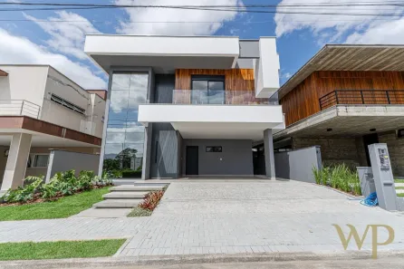 Casa de Condomínio com 4 Quartos à venda, 249m² no Vila Nova, Joinville