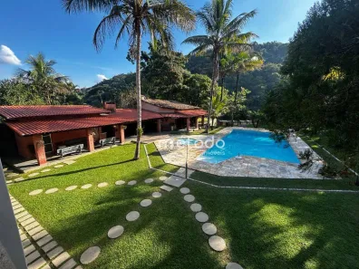 Fazenda/Sítio com 7 Quartos à venda, 670m² no Jardim Itapema, Guararema