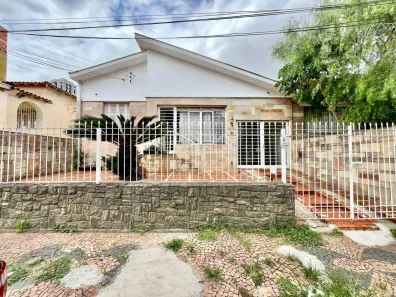 Casa com 3 Quartos à venda, 301m² no Vila Eliza, Campinas