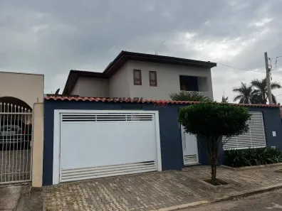 Sobrado com 4 Quartos à venda, 294m² no Vila Avaí, Indaiatuba