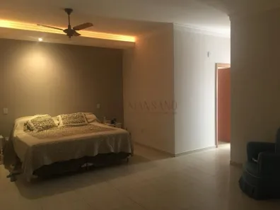 Casa com 5 Quartos à venda, 234m² no Vila Santa Izabel, Bauru