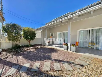 Casa com 4 Quartos para alugar, 339m² no Fazenda, Itajaí