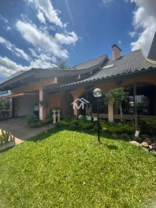 Casa com 3 Quartos para alugar, 310m² no Marechal Rondon, Canoas