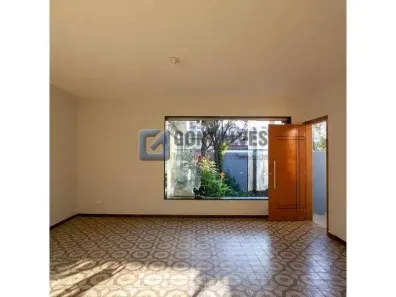 Sobrado com 3 Quartos para alugar, 270m² no Baeta Neves, São Bernardo do Campo