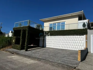 Casa com 4 Quartos à venda, 300m² no Pedra Branca, Palhoça