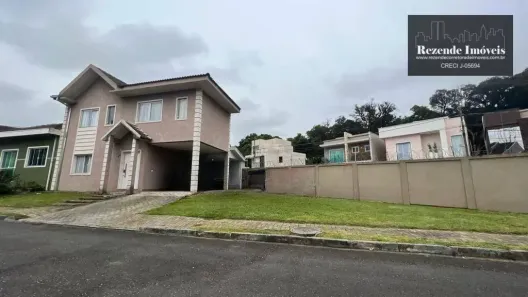 Sobrado com 3 Quartos à venda, 150m² no Umbará, Curitiba
