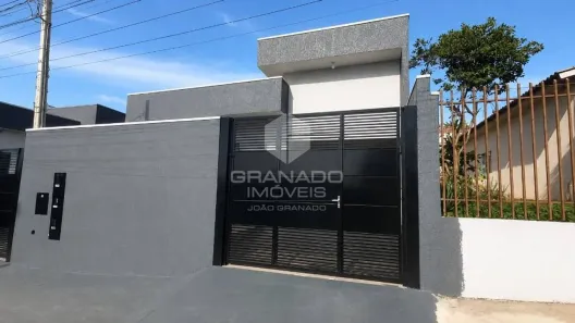 Casa com 3 Quartos para alugar, 80m² no Vila Esperança, Maringá