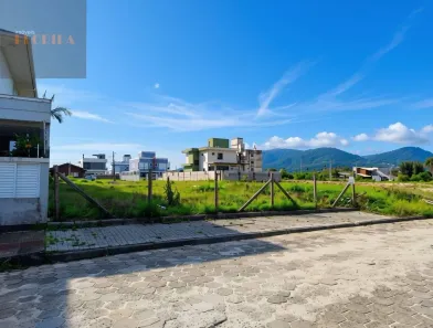 Lote/Terreno à venda, 360m² no Carianos, Florianópolis