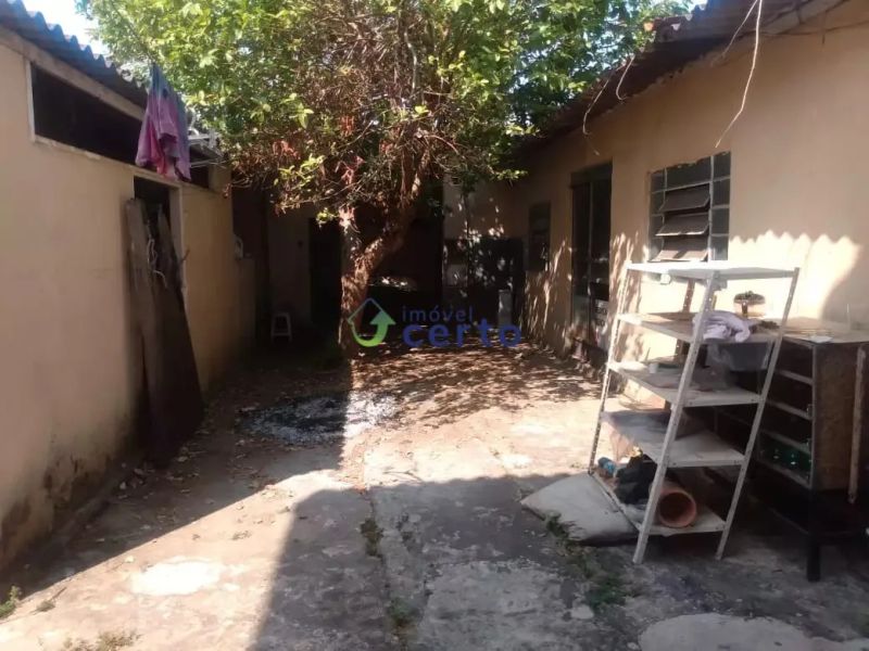 Casa com 4 quartos — Barroca, Belo Horizonte