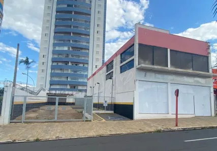 Prédio Comercial para alugar, 570m² no Centro, Araraquara