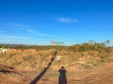 Lote/Terreno à venda, 225m² no Jardim Candidés, Divinópolis