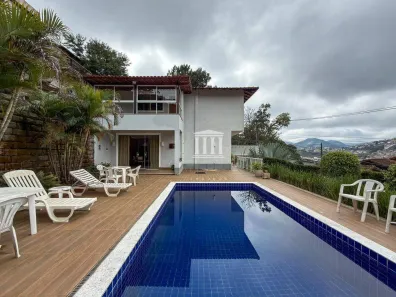 Casa com 4 Quartos à venda, 289m² no Agriões, Teresópolis