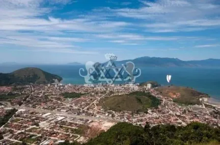 Casa de Condomínio com 2 Quartos à venda, 60m² no Vila Atlântica, Caraguatatuba