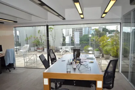 Prédio Comercial à venda, 157m² no Vila Tramontano, São Paulo